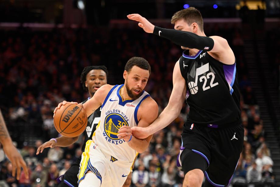 江南体育官网-库里27分迎里程碑 勇士八人得分上双送爵士四连败