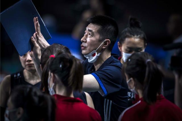 江南体育官网-谁将接替郎平执掌中国女排？两人概率高却仍存软肋